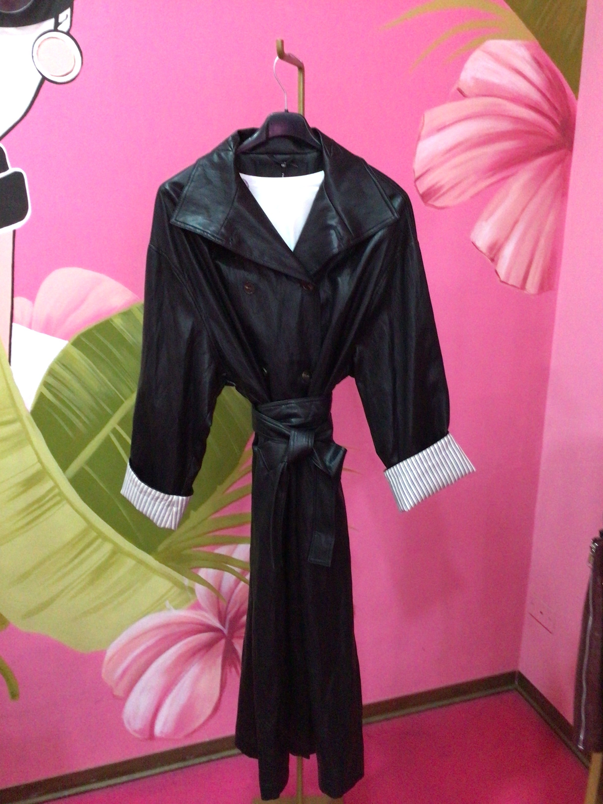 Cappotto Lumina in similpelle nero
